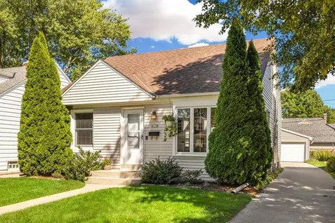 4750 N Elkhart, Whitefish Bay, WI 53211