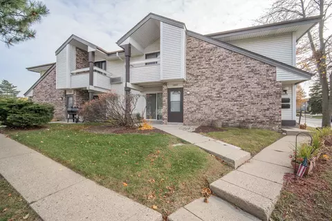 10822 W Donna, Milwaukee, WI 53224