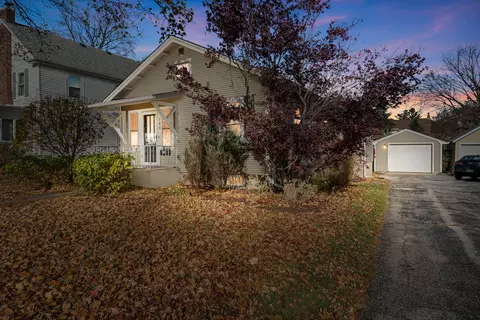 188 W Highland, Burlington, WI 53105