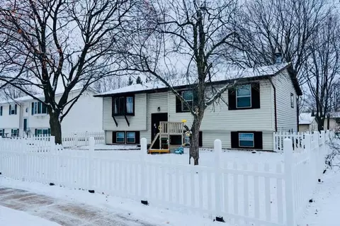 1952 Garland, Waukesha, WI 53188