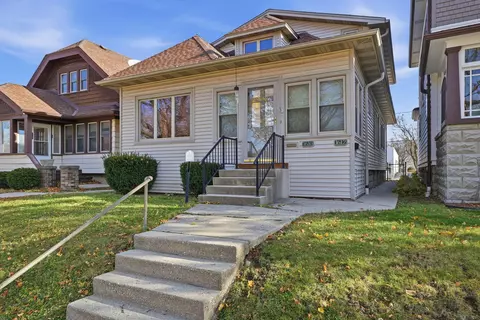 1610 S 82nd, West Allis, WI 53214