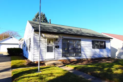 4111 S Lipton, Saint Francis, WI 53235