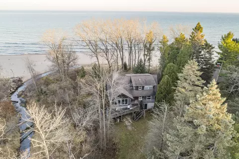 n645 Marine Drive, Holland, WI 53013
