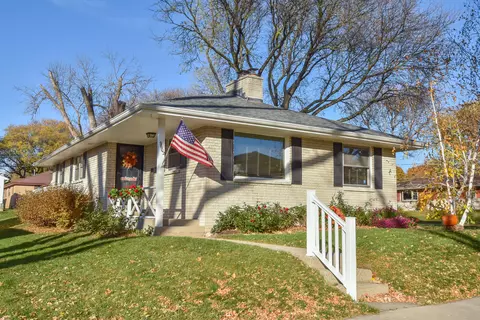 9602 W Arthur, West Allis, WI 53227
