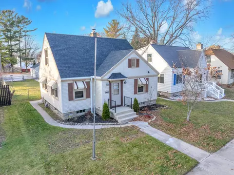2404 S 11th #2404A, Sheboygan, WI 53081