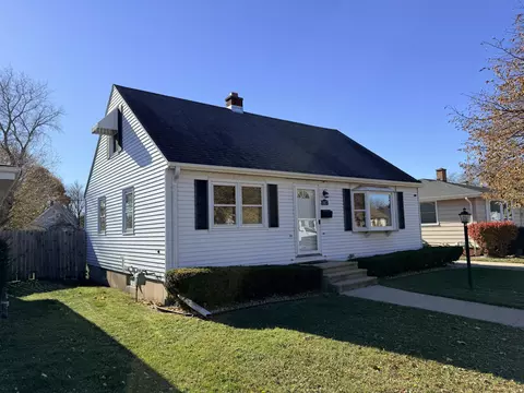 1917 28th, Kenosha, WI 53140