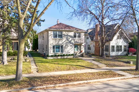344 N 68th #344A, Wauwatosa, WI 53213