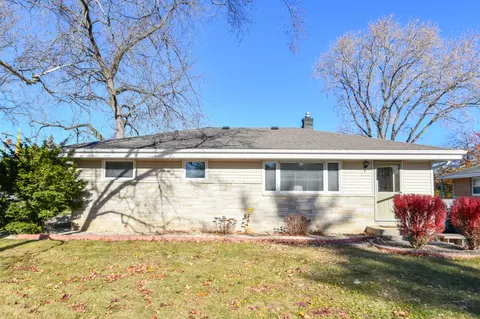 5732 W Fountain, Milwaukee, WI 53223