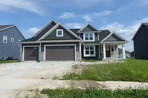 1745 Hammock, Oconomowoc, WI 53066