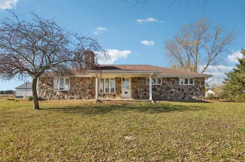 w360s9521 Markham, Eagle, WI 53119