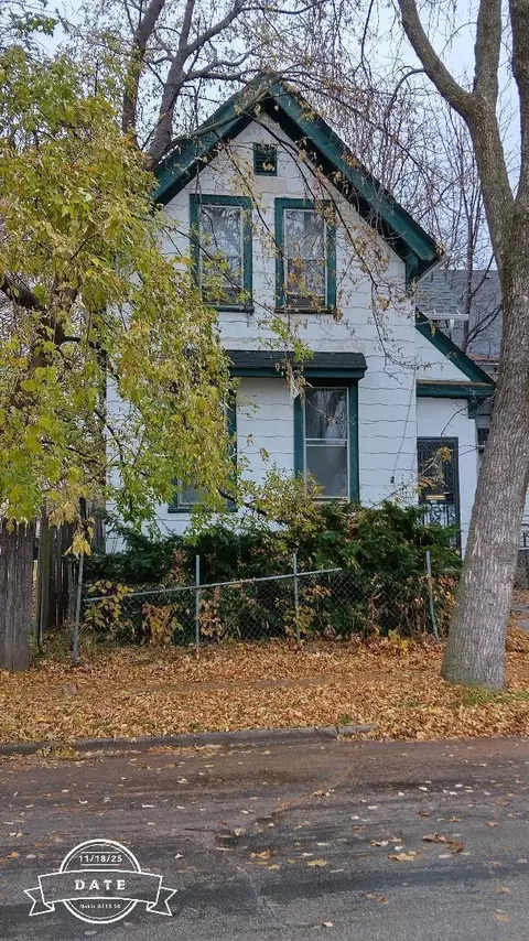 2210 W Cherry, Milwaukee, WI 53205