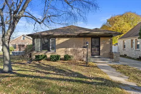 4350 N 40th, Milwaukee, WI 53216