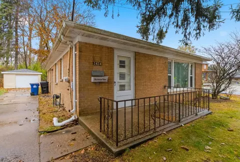 2424 Spring, Racine, WI 53405