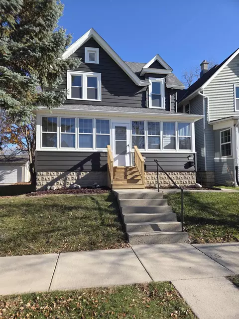 1548 S 80th #1550, West Allis, WI 53214