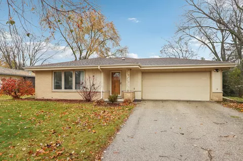 1705 Chapman, Waukesha, WI 53189