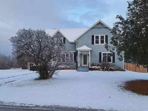 614 N 6th, Reedsville, WI 54230