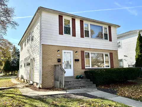 8801 W Congress #8803, Milwaukee, WI 53225