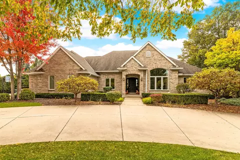 14035 Chesterwood, Brookfield, WI 53005