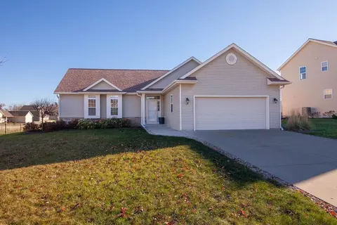 167 N Wild Flower, Elkhorn, WI 53121