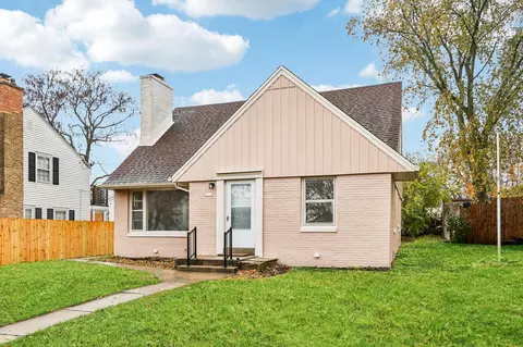 3347 S 47th, Greenfield, WI 53219