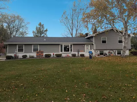 2114 Glenway, Trenton, WI 53090