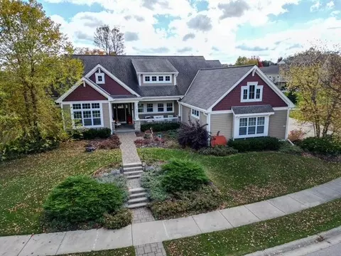 1535 Coventry, Richfield, WI 53076