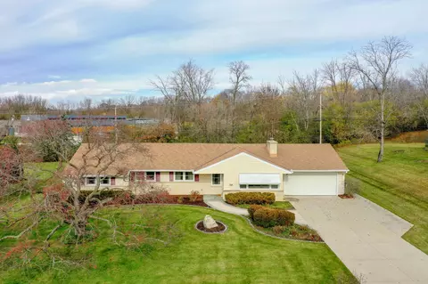 17260 Windemere, Brookfield, WI 53045