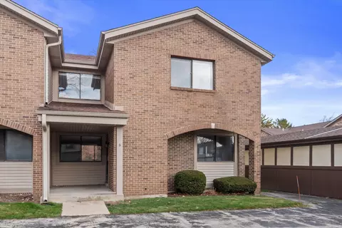 5740 Cambridge #6, Mount Pleasant, WI 53406