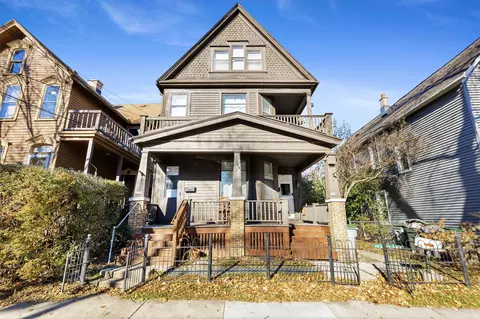 1138 E Hamilton #1140-1140A, Milwaukee, WI 53202