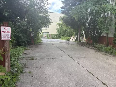 1314 E Albion, Milwaukee, WI 53202