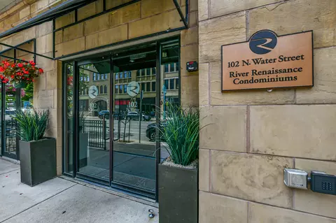 102 N Water #213, Milwaukee, WI 53202