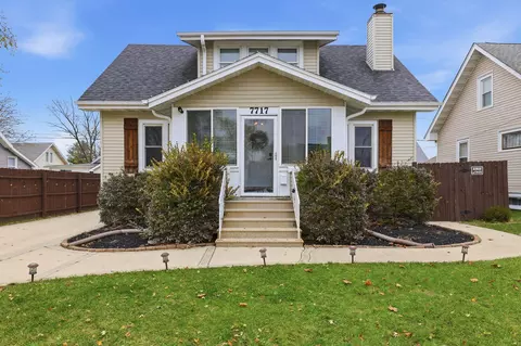 7717 17th, Kenosha, WI 53143