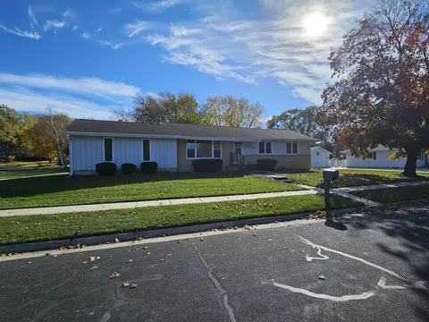 1305 Endl, Fort Atkinson, WI 53538