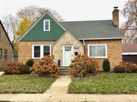 7528 6th, Kenosha, WI 53143