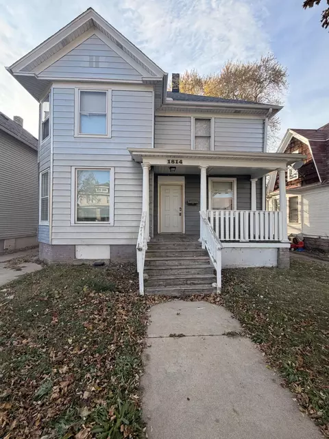 1814 Villa, Racine, WI 53403