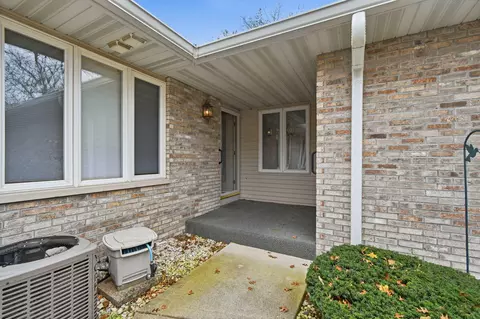 404 Monica, Burlington, WI 53105