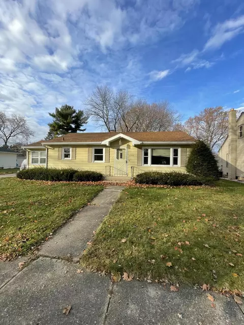 1344 S S Ter, Janesville, WI 53546