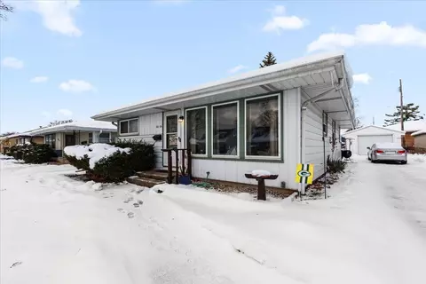 6606 W Dodge, Milwaukee, WI 53220