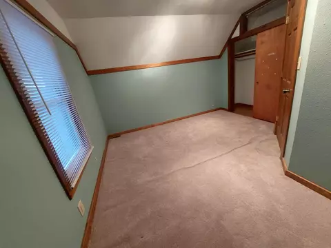 1577 E Gate, Watertown, WI 53094