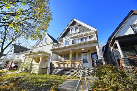 2229 N 41st #2231, Milwaukee, WI 53208