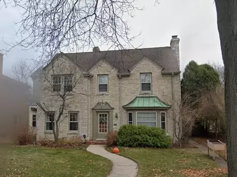 4412 N Wildwood, Shorewood, WI 53211