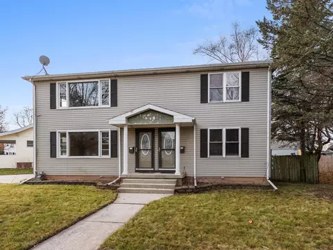 1101 Nagle #1103, Manitowoc, WI 54220