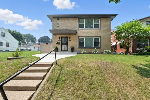 3733 N 50th #3735, Milwaukee, WI 53216