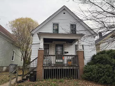 2827 W Grant, Milwaukee, WI 53215