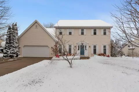 684 W Hickory, Saukville, WI 53080