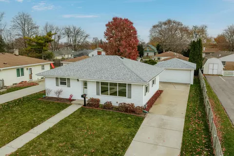 2327 Ohio, Racine, WI 53405