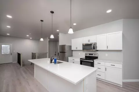 3314 W Alvina, Greenfield, WI 53221