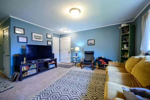 420 Racine #109, Waterford, WI 53185