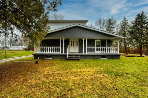 n7035 Center Street, Oak Grove, WI 53032