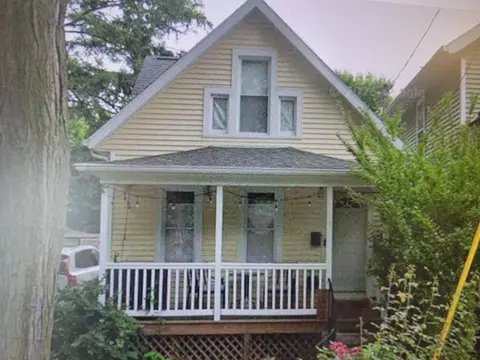 209 N Ingersoll, Madison, WI 53703